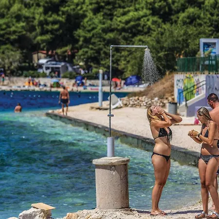 Nice Apartment In Okrug Gornji With Wifi Trogir
